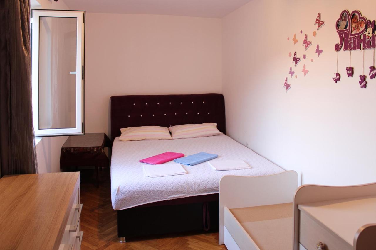 Apartman Lana Petrovac エクステリア 写真